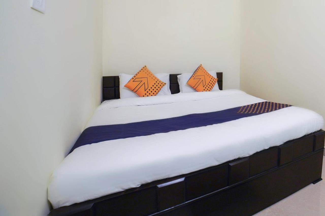 Spot On 67119 Hotel Shivam Residency Rāmpura Extérieur photo