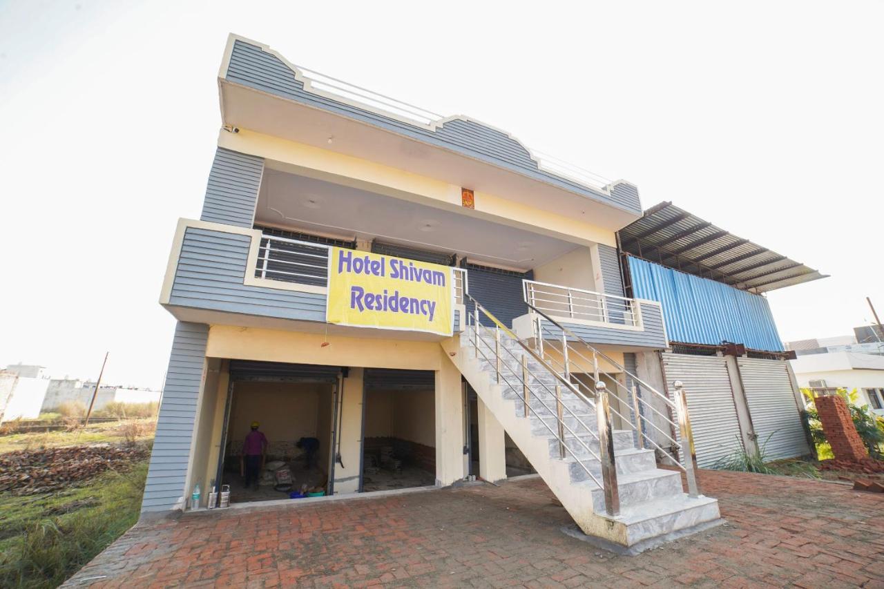 Spot On 67119 Hotel Shivam Residency Rāmpura Extérieur photo